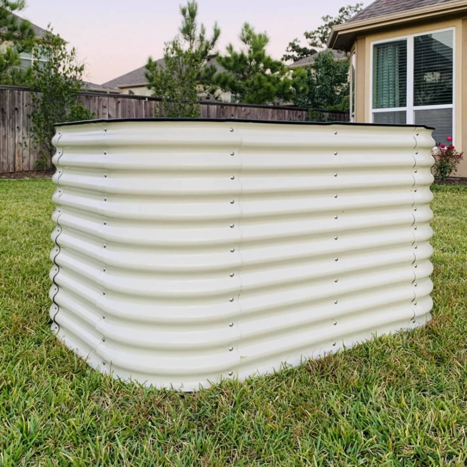 Vego Garden 60-in W x 42-in L x 32-in H Pearl White Raised Garden Bed Rubber | VB6N132W GO_WPGVGBXE