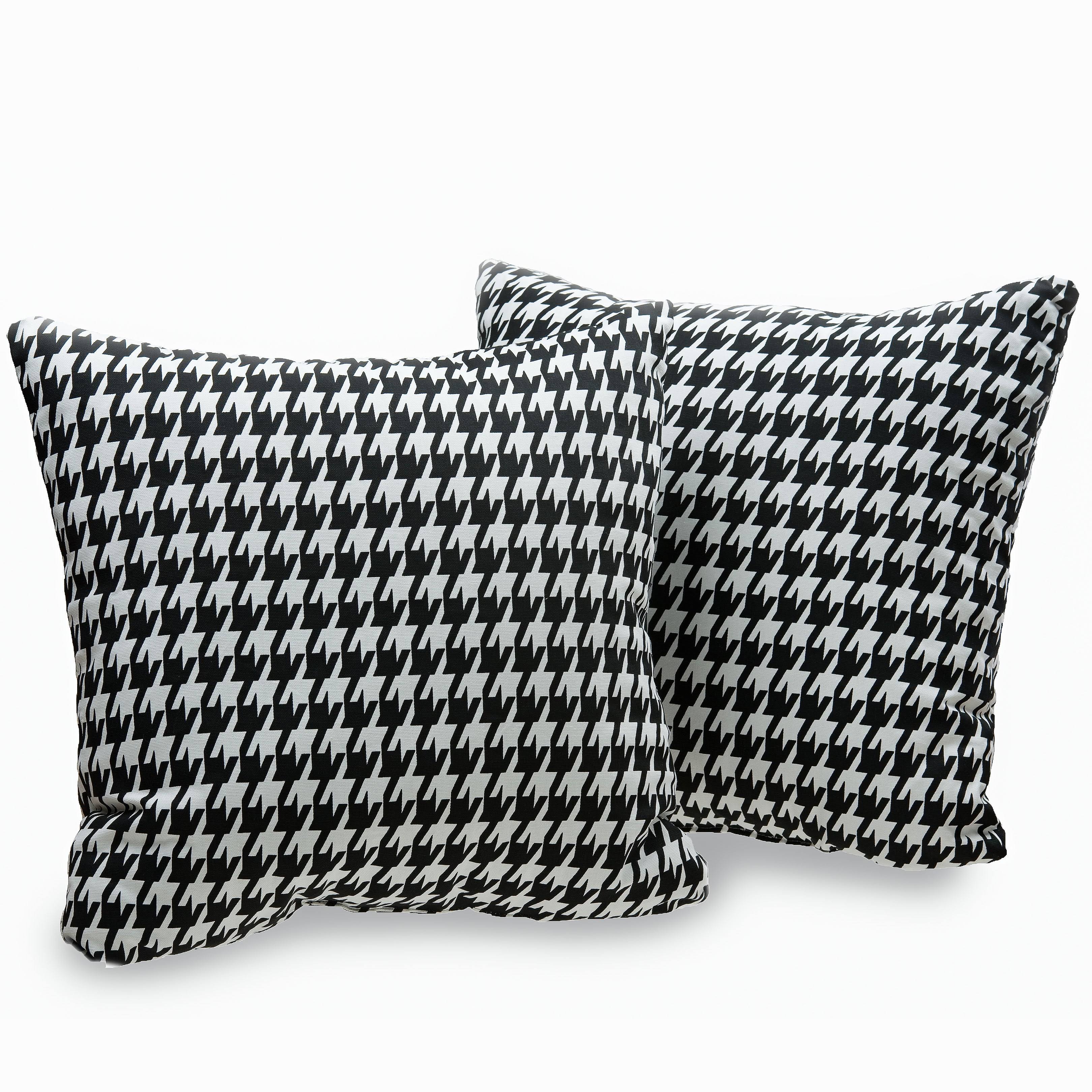 Harvard Houndstooth 18-inch Decorative Throw Pillows (Set of 2) KW_CYKFNGUR