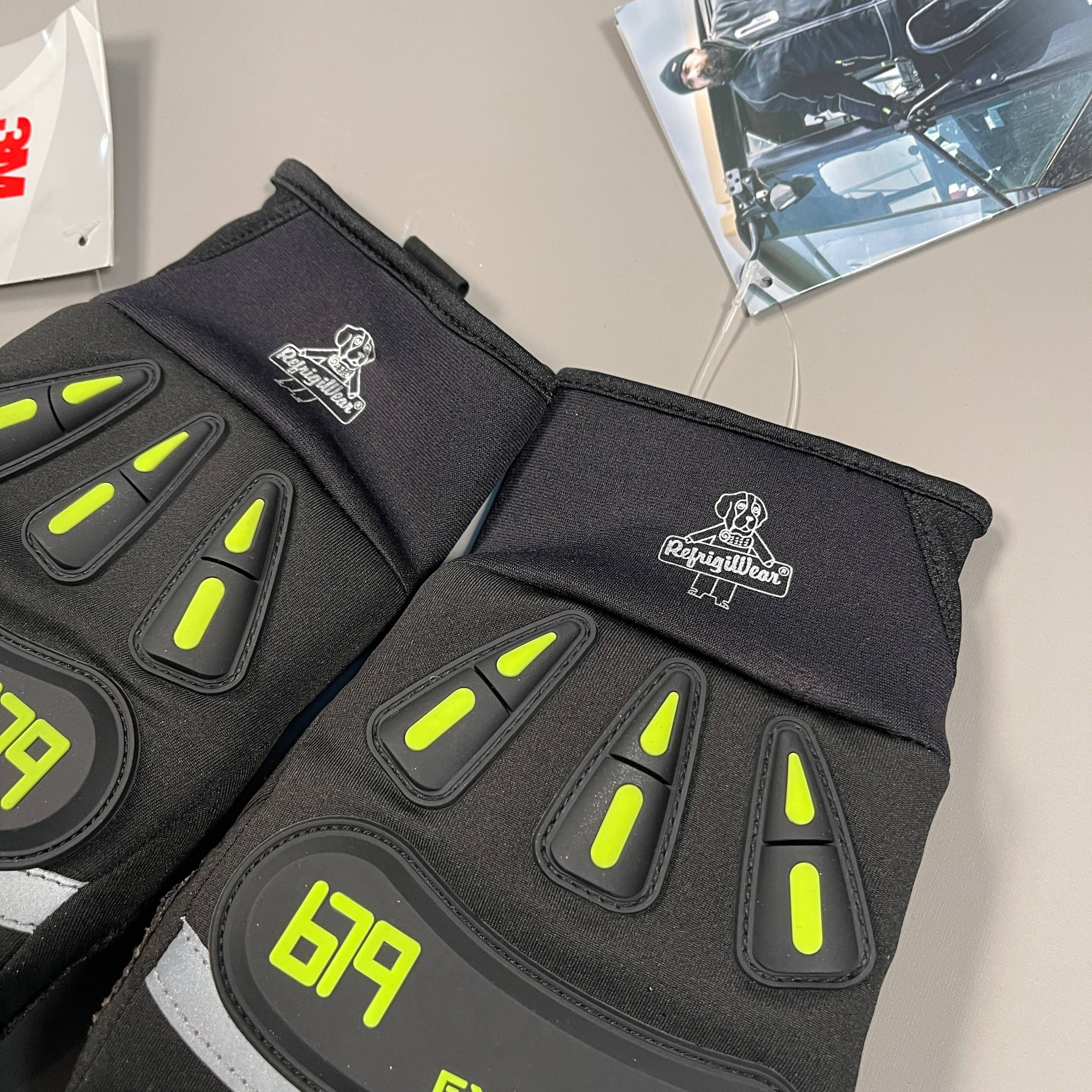 Refrigiwear Men's Extreme Freezer Gloves Size: Medium Black MV_G1UHHLT1 Refrigiwear Men's Extreme Freezer Gloves Size: Medium Black MV_G1UHHLT1