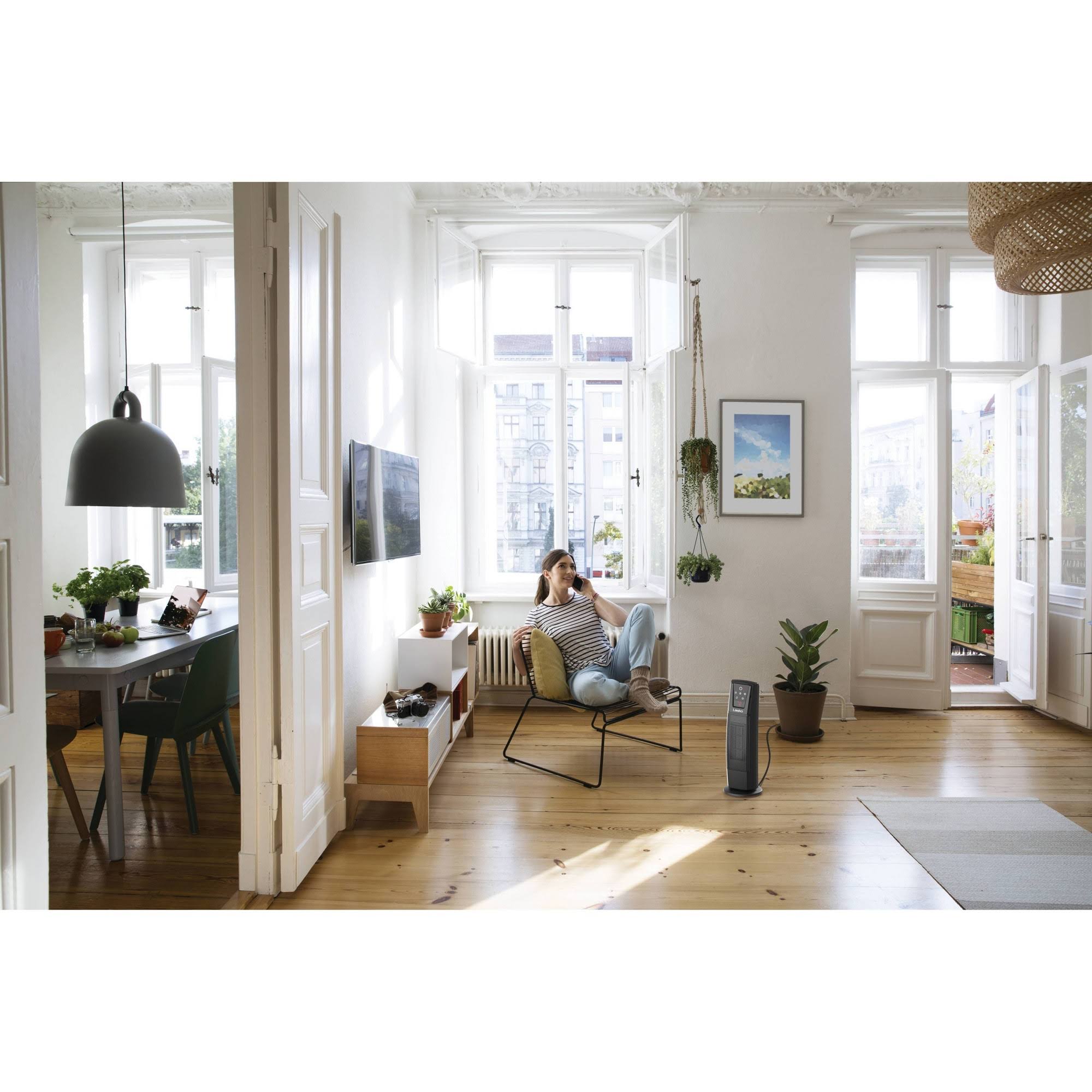 Lasko Ceramic Tower Heater With Remote 9R_VGWON5KR