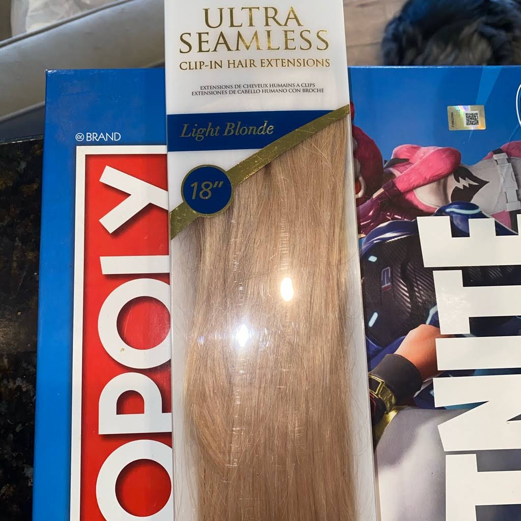 Barely Xtensions 18 Ultra-Seamless Clip-In Hair Extensions Light Blonde 100 Gram PE_5O37V4H8 Barely Xtensions 18 Ultra-Seamless Clip-In Hair Extensions Light Blonde 100 Gram PE_5O37V4H8