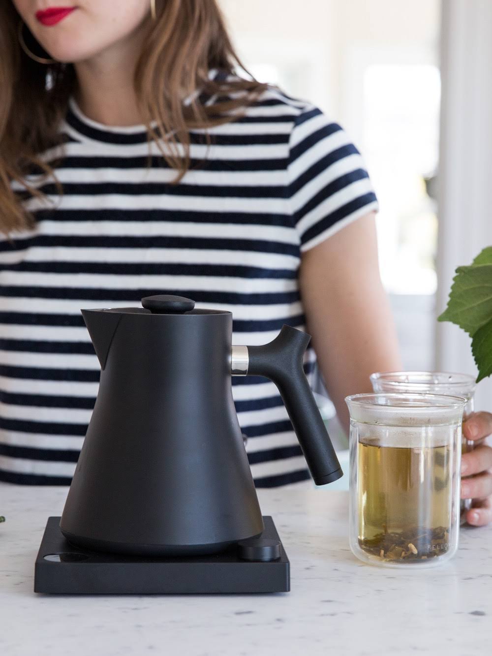 Fellow Corvo Ekg Electric Tea Kettle, Matte Black CE_EZOLD8DN