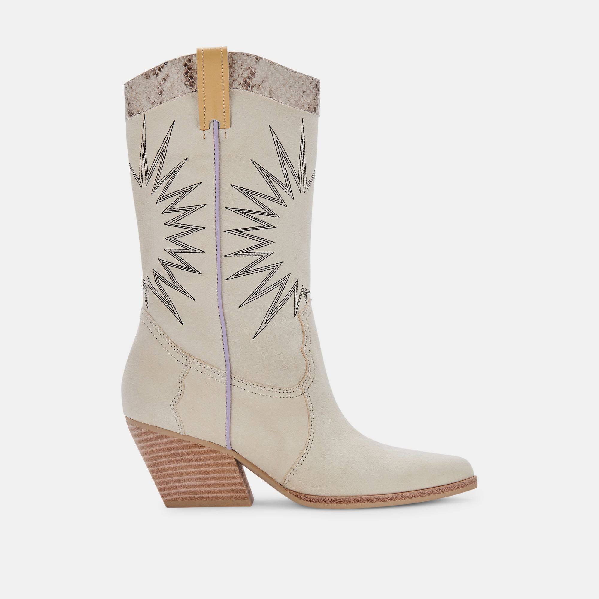 Dolce Vita Lawson Boots In Sand Nubuck, 9 UC_IDKGHNWF