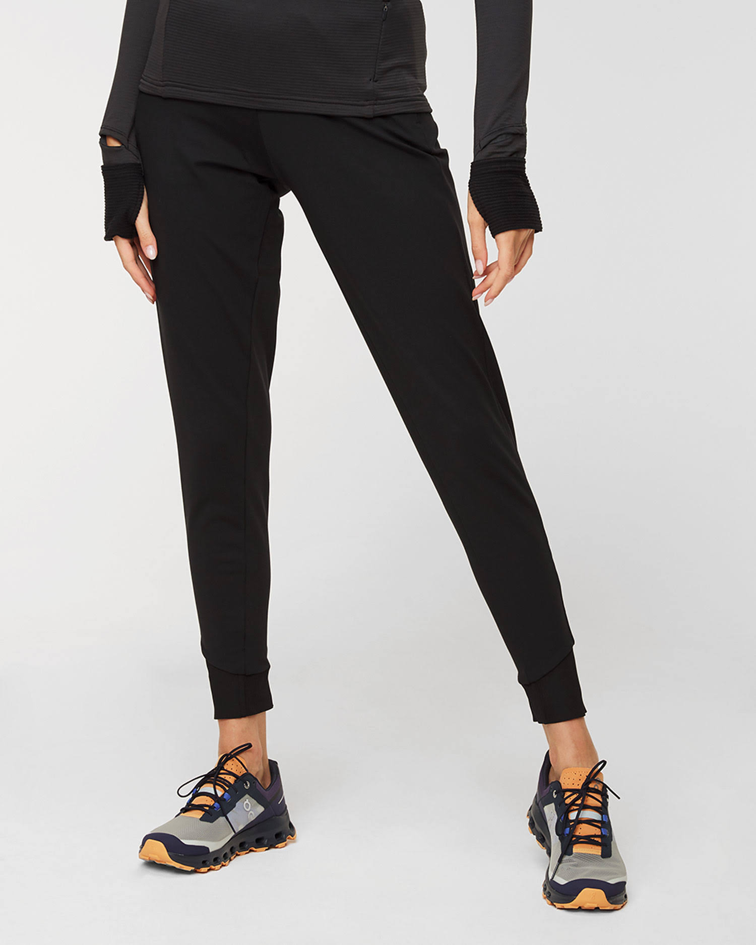 Brooks Women's Momentum Thermal Pant - Medium - Black YW_LGT3WFZD