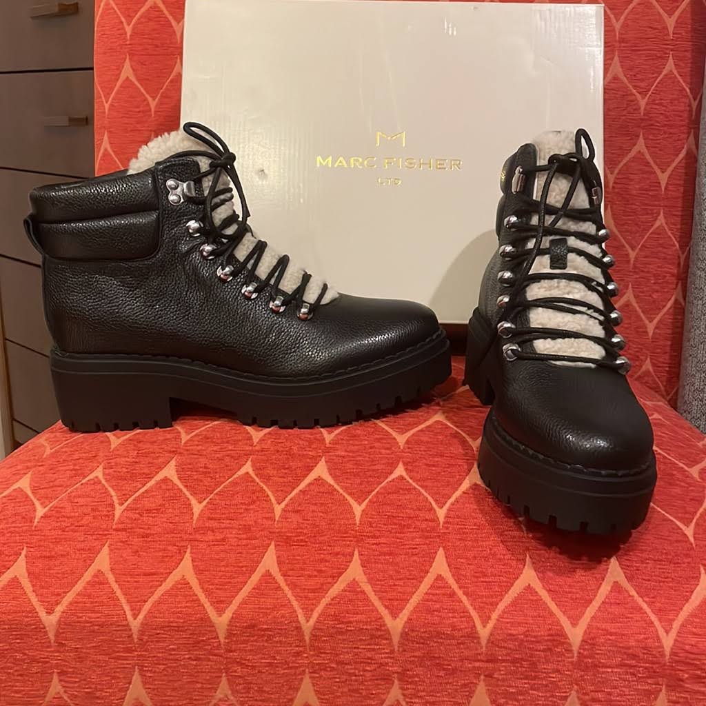 Marc Fisher Ltd Nairy Leather Boot, 9 / Black 9V_XNRF1IOF