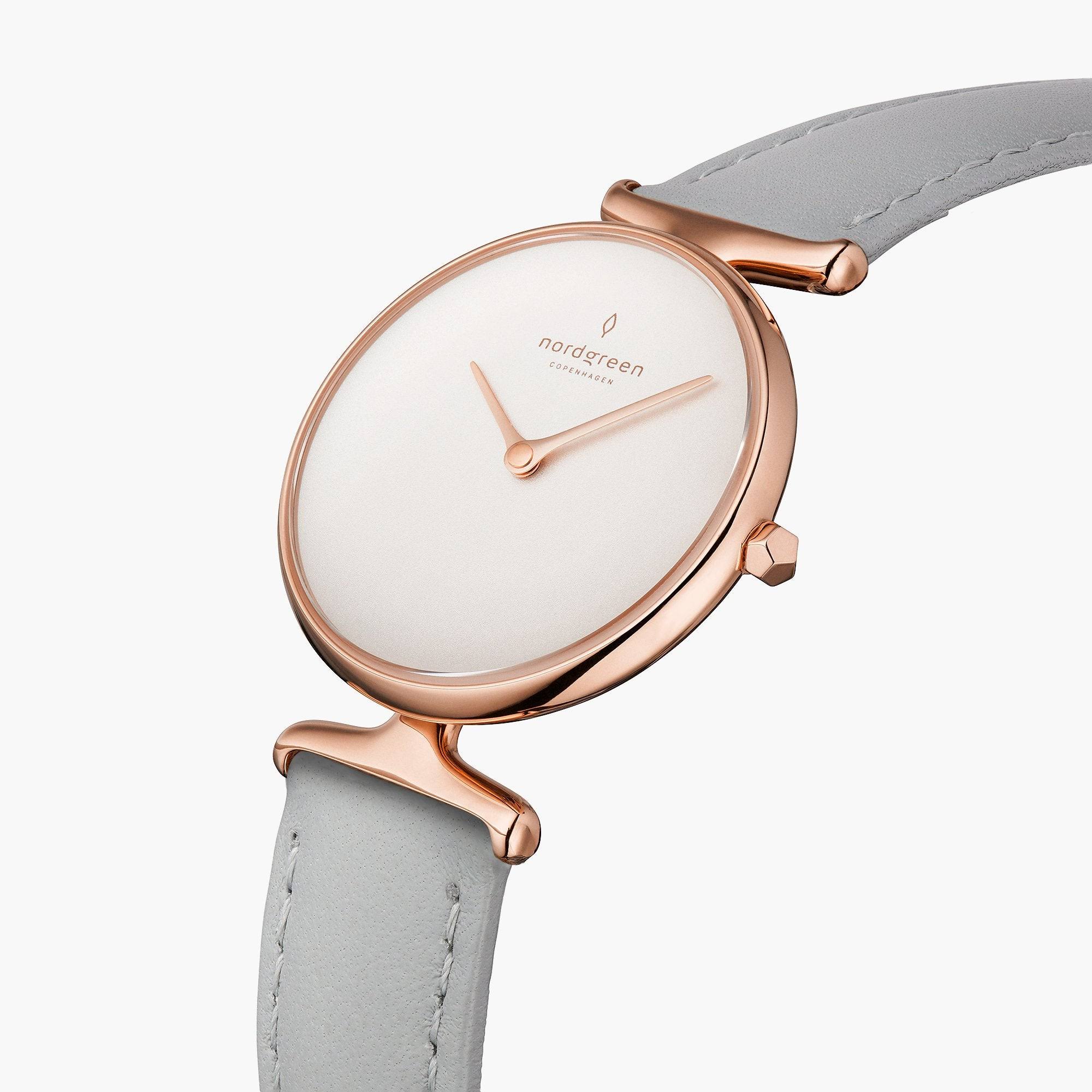 Unika | Brushed Metal Dial - Mesh 32mm / Gold FD_XTFJXD2L Unika | Brushed Metal Dial - Mesh 32mm / Gold FD_XTFJXD2L