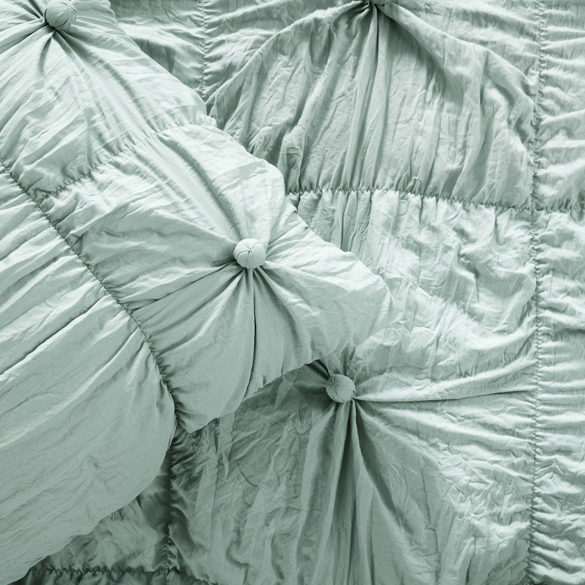 Lush Decor Bella Comforter Set White King RA_WTVMYJ6Y