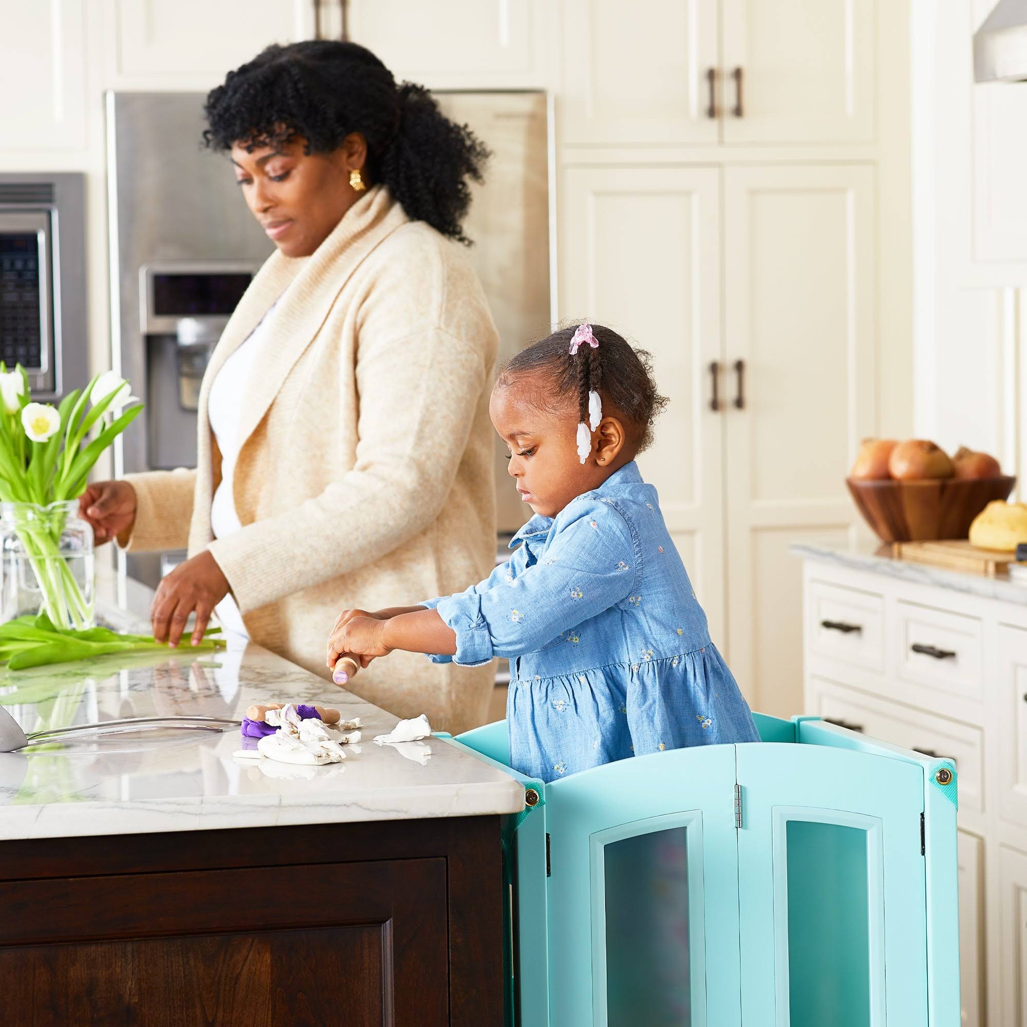 Martha Stewart Kitchen Helper Stool - Mint 1P_HAKFEKJY