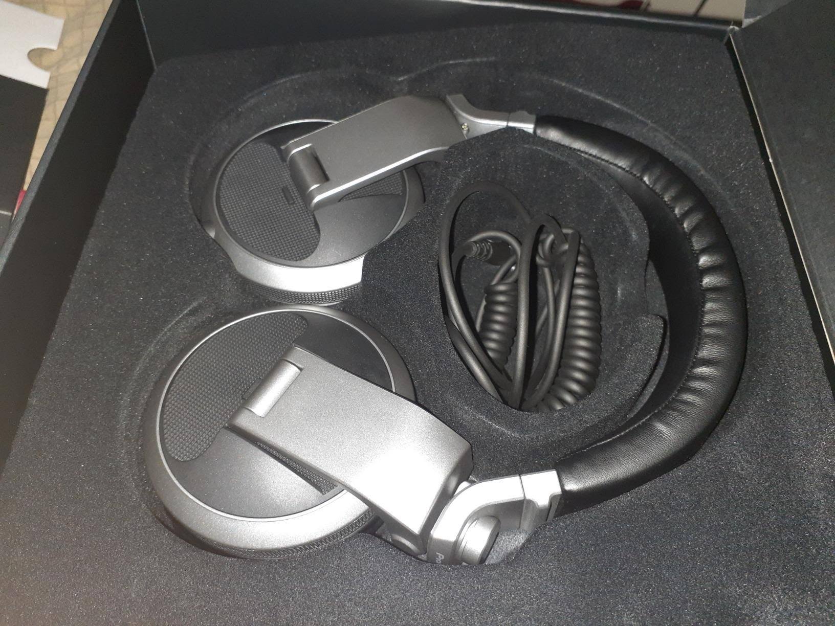 Pioneer Dj Hdj-X5 Over Ear Dj Headphones - Silver MB_LUT6YH4Z Pioneer Dj Hdj-X5 Over Ear Dj Headphones - Silver MB_LUT6YH4Z