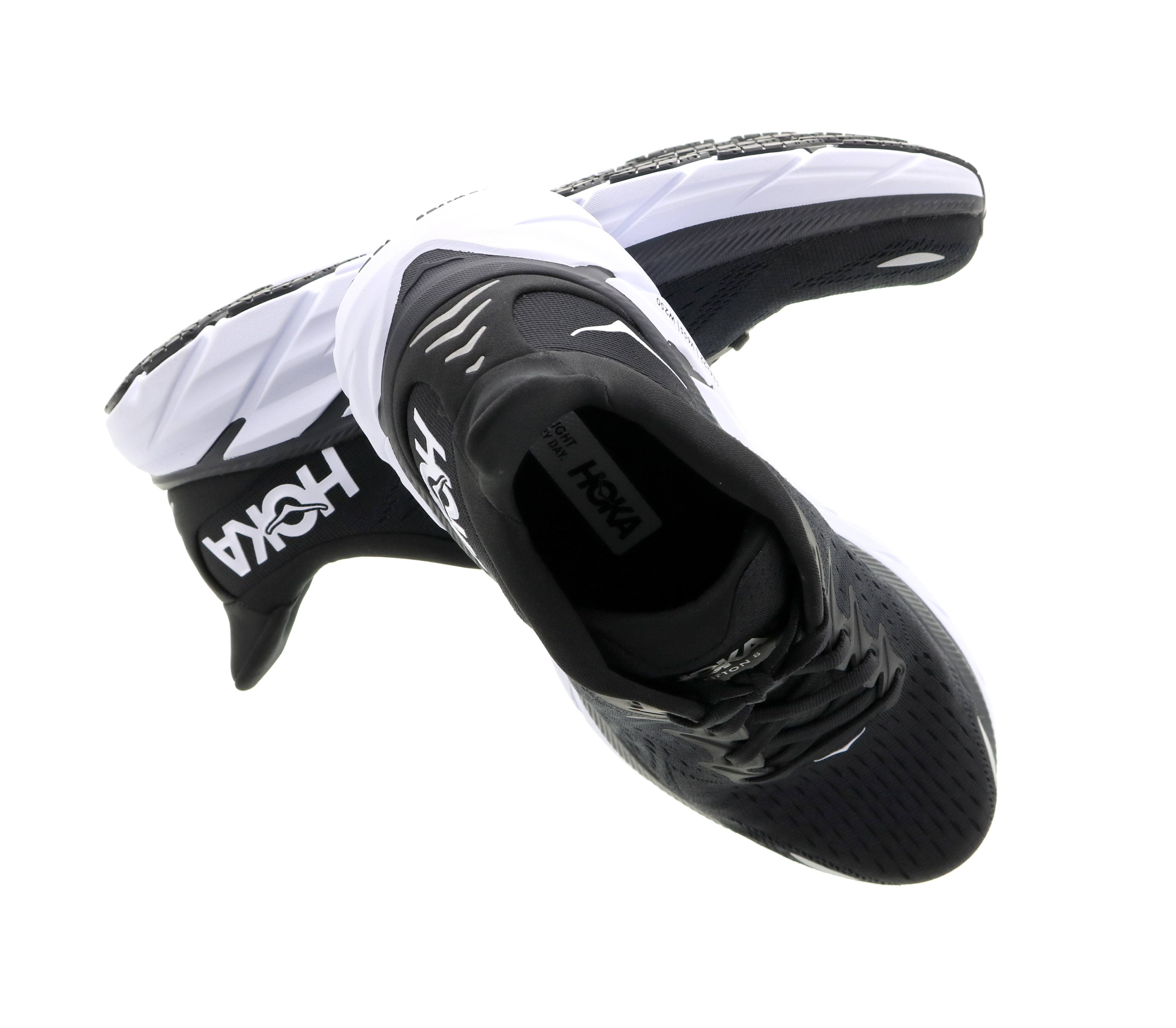 Hoka Men's Clifton 8 Black / White / 10.5 NM_NWXTZNNW Hoka Men's Clifton 8 Black / White / 10.5 NM_NWXTZNNW